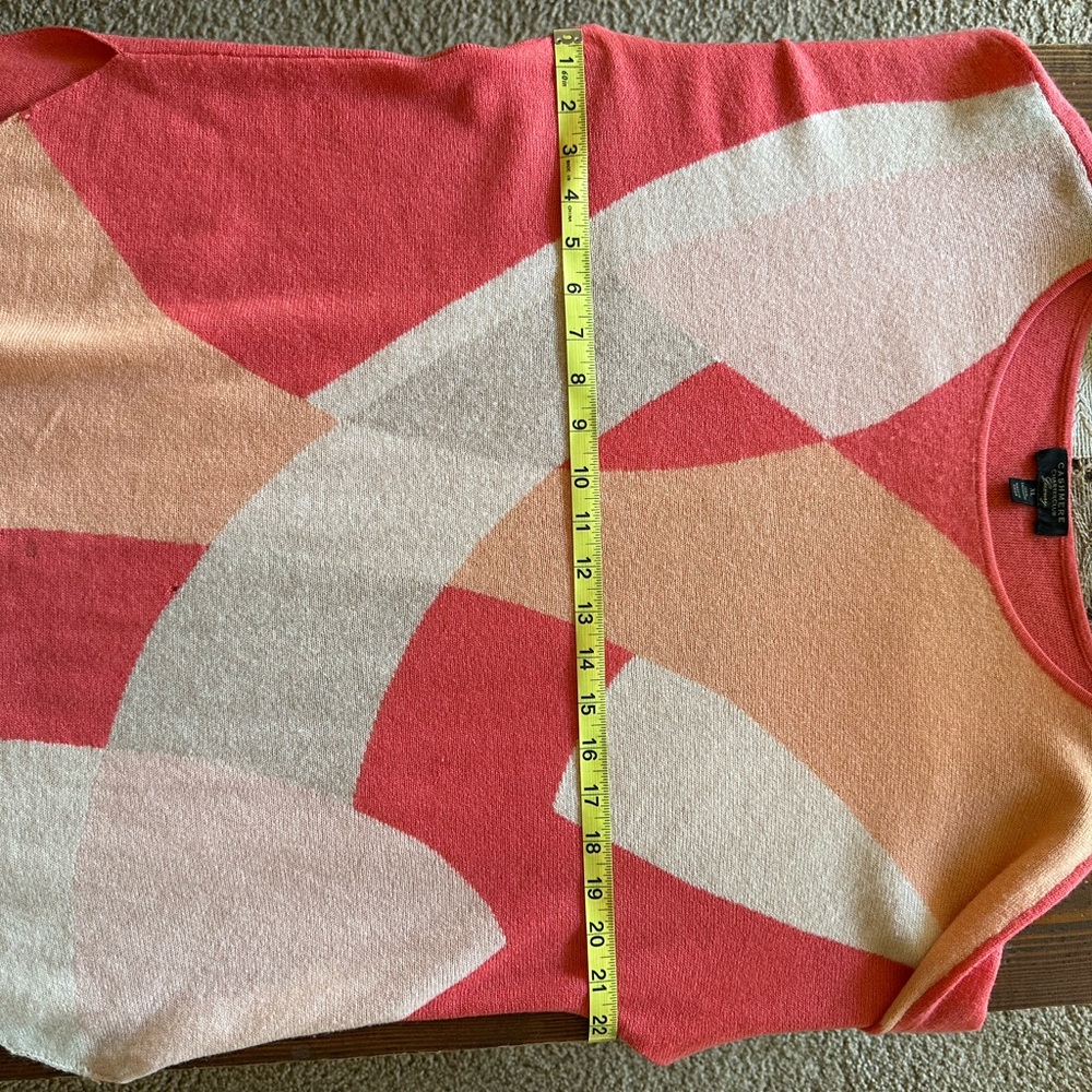 Colorful Abstract Cashmere Sweater - Picture 3 of 6